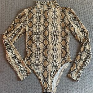 Shein Snakeskin body suit. Sz Sm.
